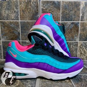 Nike Air Max 95 'Green Cabana' (7Y)